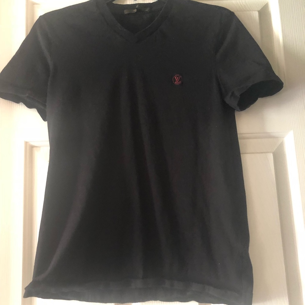 Louis Vuitton T-shirt v neck
